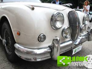 Immagine 8/10 di Jaguar Mk II 3.8 (1961)