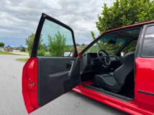 Image 19/49 of Ford Escort XR3i (1990)