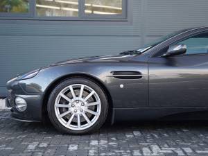 Bild 9/50 von Aston Martin V12 Vanquish S (2007)
