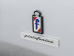 Image 17/69 of Ferrari 365 GT 2+2 (1969)