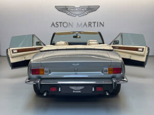 Image 18/40 de Aston Martin V8 Vantage Volante (1986)