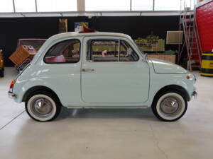 Image 11/45 of FIAT 500 F (1966)