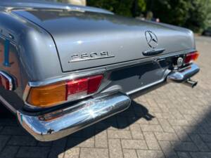 Immagine 31/39 di Mercedes-Benz 280 SL (1971)