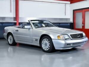 Imagen 1/7 de Mercedes-Benz SL 500 (1998)