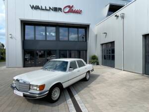 Image 1/30 of Mercedes-Benz 450 SE (1979)