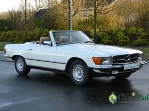 Immagine 7/41 di Mercedes-Benz 380 SL (1982)