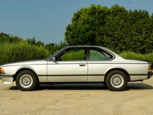 Image 4/50 de BMW 635 CSi (1979)