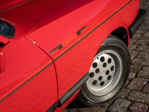 Image 2/79 de Ford Capri 2,8i (1982)