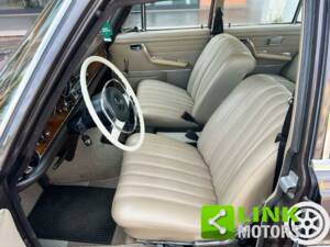 Immagine 9/10 di Mercedes-Benz 280 SE (1970)