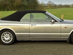 Image 17/50 of Bentley Azure (1999)