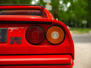 Image 23/95 of Ferrari 328 GTS (1988)