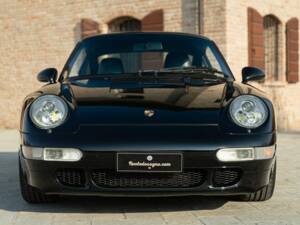 Image 3/50 of Porsche 911 Carrera (1996)