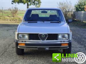 Imagen 3/10 de Alfa Romeo Alfetta 2.0 L (1980)