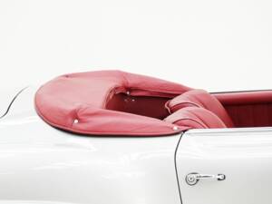 Image 14/15 of Mercedes-Benz 190 SL (1960)