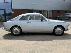 Immagine 3/9 di Alfa Romeo Giulietta Sprint Veloce (1957)