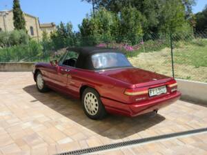 Immagine 17/26 di Alfa Romeo 2.0 Spider (1990)