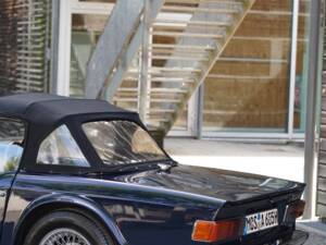 Image 7/15 de Triumph TR 6 (1969)