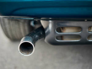 Image 35/50 of Aston Martin Virage Volante (1993)