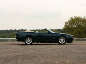 Image 5/50 de Aston Martin Virage Volante (1995)