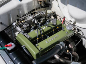 Image 14/50 of Ford Lotus Cortina (1963)