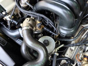 Image 70/75 of Mercedes-Benz E 280 T (1994)