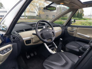 Imagen 5/6 de Renault Avantime 3.0 V6 (2002)