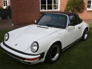 Imagen 5/13 de Porsche 911 Carrera 3.2 (1989)