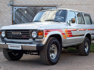 Image 1/100 of Toyota Land Cruiser HJ61 GX (1987)