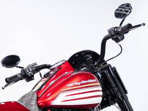 Image 38/50 of Harley-Davidson DUMMY (2019)