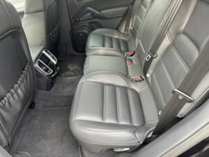 Bild 39/63 von Porsche Cayenne Turbo (2010)
