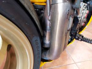 Image 5/19 of Ducati DUMMY (2002)