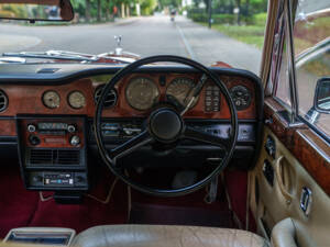 Immagine 16/32 di Rolls-Royce Silver Shadow II (1978)