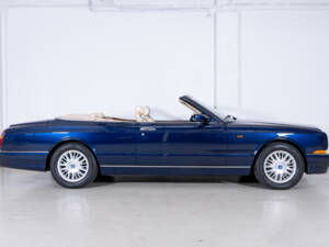 Afbeelding 3/31 van Bentley Azure (1999)