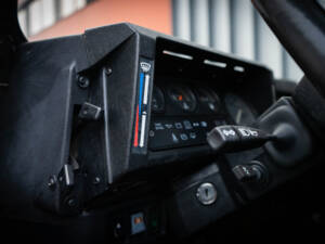 Image 33/41 of Land Rover Defender 90 (1995)