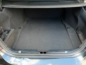 Image 46/51 of BMW M5 (2007)