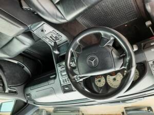 Image 8/19 of Mercedes-Benz C 43 AMG T (1999)