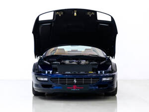 Image 56/66 of Ferrari 456 GTA (1997)