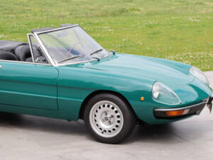 Image 24/50 of Alfa Romeo 2000 Spider Veloce (1979)