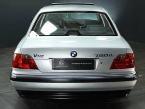 Bild 5/30 von BMW 750i (1999)