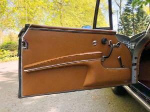Bild 31/50 von Mercedes-Benz 220 SE b (1963)