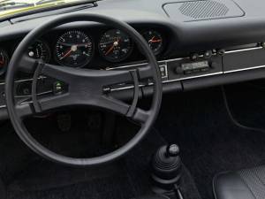 Image 4/5 of Porsche 911 2.4 E (1972)