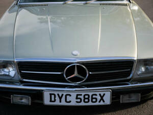 Image 38/43 of Mercedes-Benz 280 SL (1982)