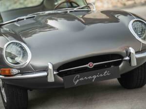 Immagine 5/88 di Jaguar E-Type (2+2) (1968)