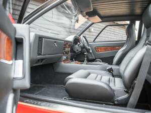 Bild 46/50 von Aston Martin V8 Zagato Vantage (1988)