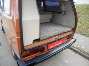 Image 31/43 of Volkswagen T3 Westfalia 1.6 (1981)