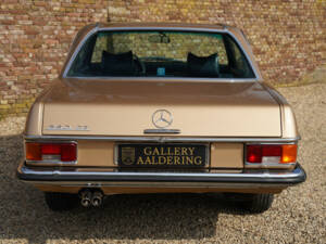Image 6/50 of Mercedes-Benz 250 CE (1972)