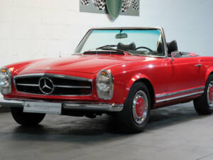 Imagen 1/28 de Mercedes-Benz 230 SL (1964)