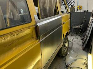 Bild 18/19 von Volkswagen T3 Bus 1.6 (1980)