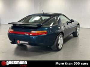 Image 7/15 of Porsche 928 GTS (1993)