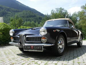 Image 2/44 de Alfa Romeo 2000 Spider (1959)